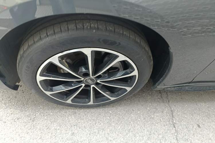 Used Audi A5L 2026 2.0T Sport Plus Left Front Wheel Hub