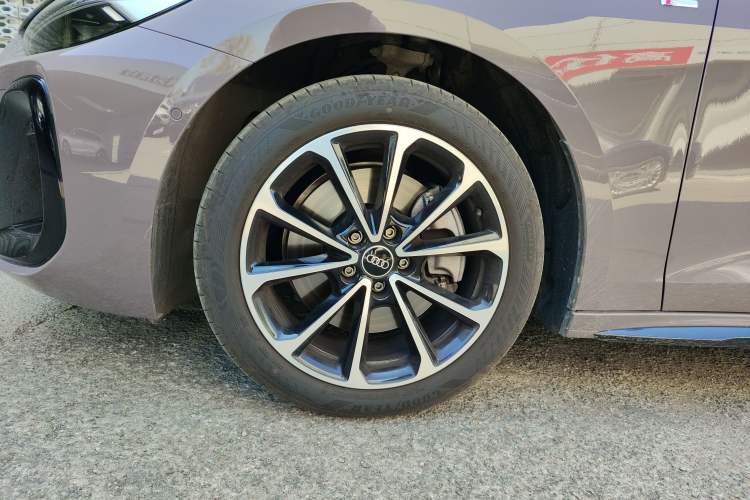 Used Audi A5L 2026 2.0T Sport Left Front Wheel Hub