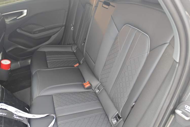 Used Audi A5L 2026 2.0T Navigation Edition Left Rear Seat