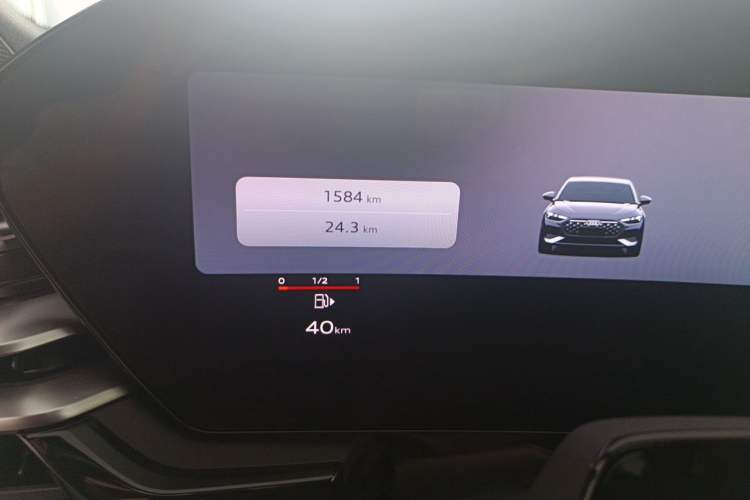 Used Audi A5L 2026 2.0T Sport quattro Odometer Close Up