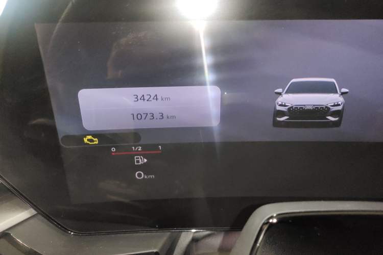 Used Audi A5L 2026 2.0T Sport quattro Odometer Close Up