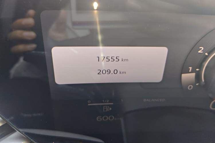 Used Audi A5L 2026 2.0T Sport Plus Odometer Close Up