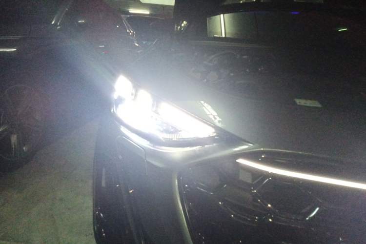 Used Audi A5L 2026 2.0T Ignite Starry Edition Right Front Headlight