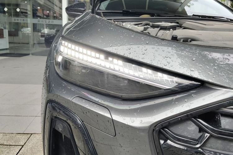 Used Audi A5L 2026 2.0T Sport Plus Right Front Headlight