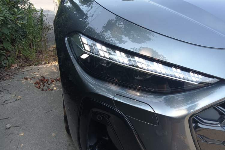 Used Audi A5L 2026 2.0T Sport Right Front Headlight