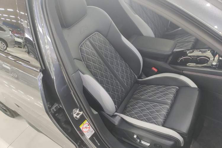 Used Audi A5L 2026 2.0T Sport quattro Right Front Seat