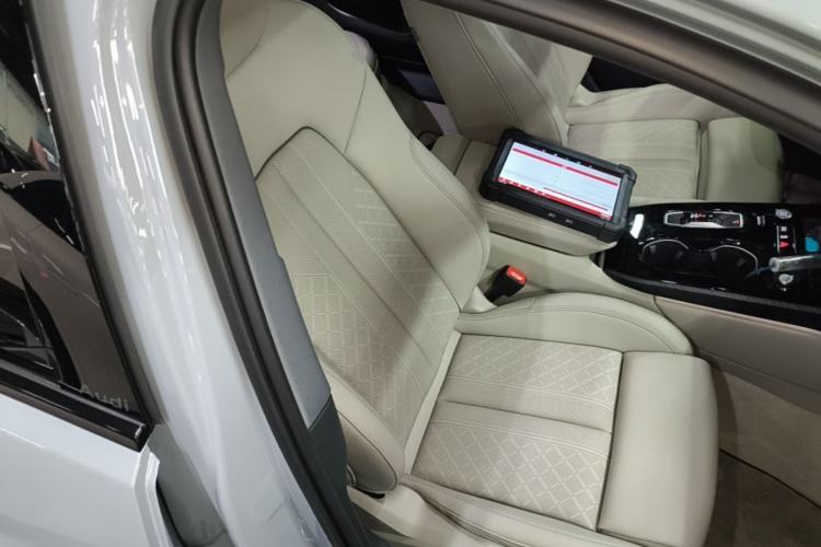Used Audi A5L 2026 2.0T Sport Right Front Seat