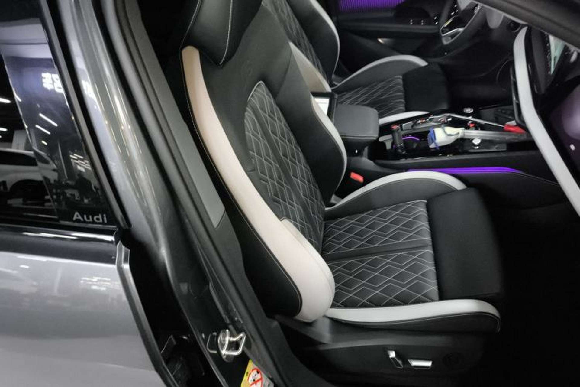 Used Audi A5L 2026 2.0T Sport Plus Right Front Seat