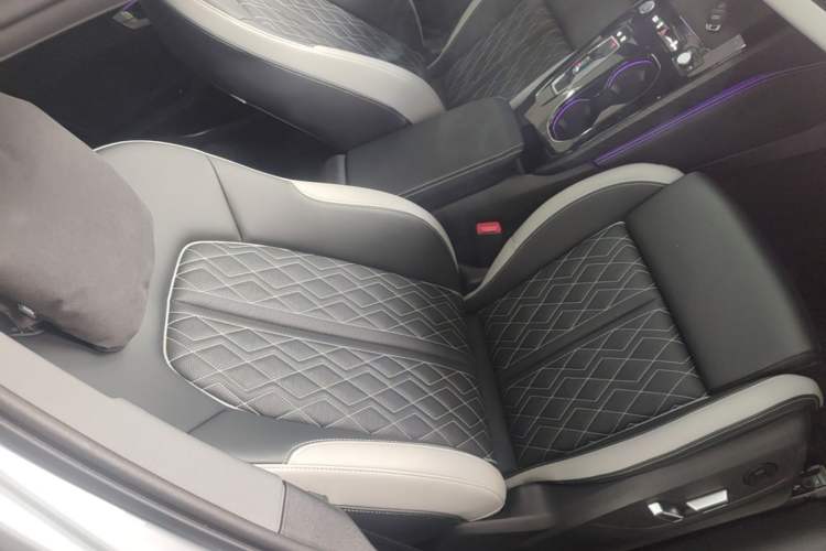 Used Audi A5L 2026 2.0T Sport Plus Right Front Seat
