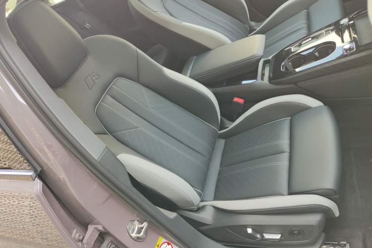 Used Audi A5L 2026 2.0T Sport Right Front Seat