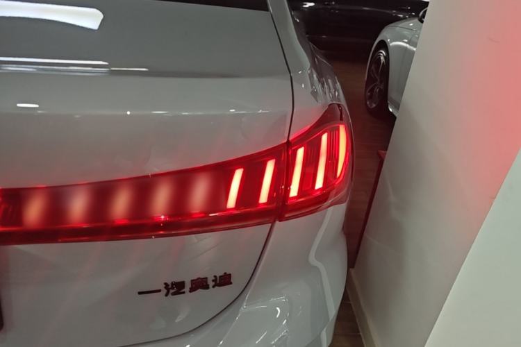 Used Audi A5L 2026 2.0T Sport Plus Right Rear Taillight