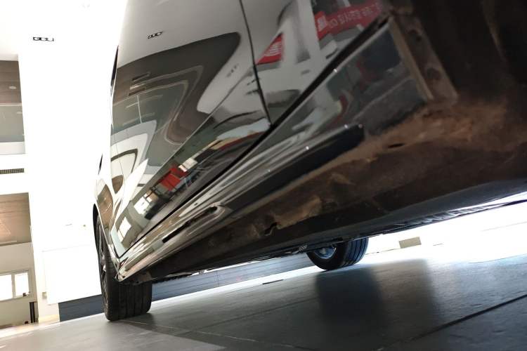 Used Audi A5L 2026 2.0T Sport quattro Right Side Sill