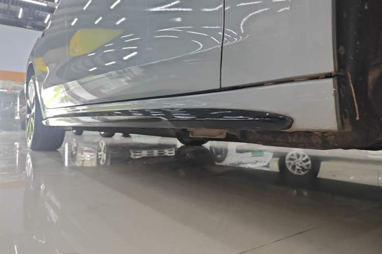 Used Audi A5L 2026 2.0T Sport Plus Right Side Sill