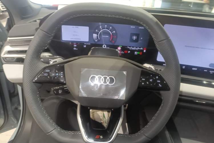 Used Audi A5L 2026 2.0T Sport Plus Steering Wheel