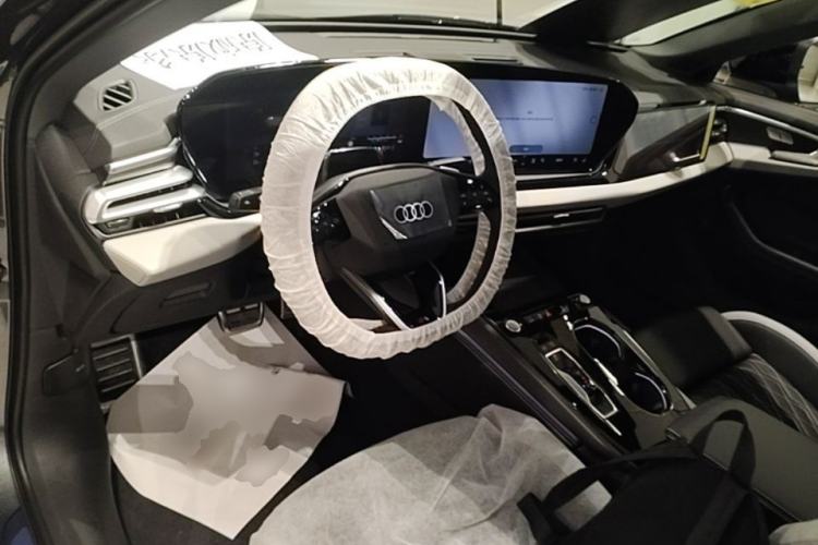 Used Audi A5L 2026 2.0T Ignite Starry Edition Steering Wheel