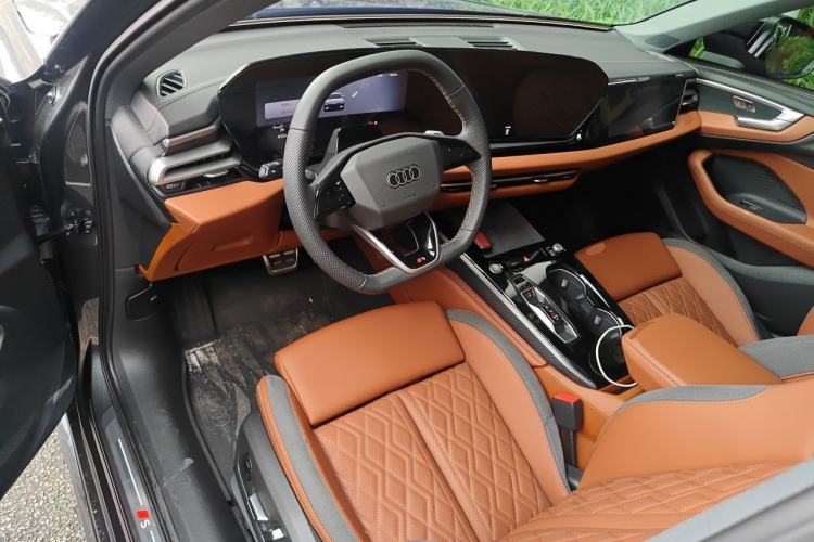 Used Audi A5L 2026 2.0T Sport Plus Steering Wheel