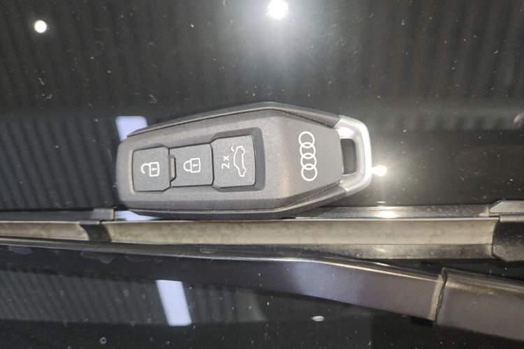 Used Audi A5L 2026 2.0T Sport quattro Vehicle Key