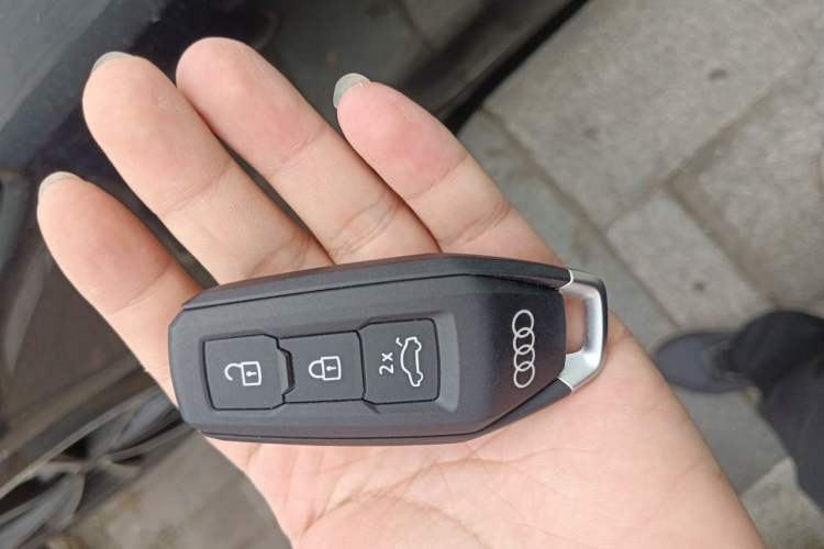 Used Audi A5L 2026 2.0T Sport Vehicle Key