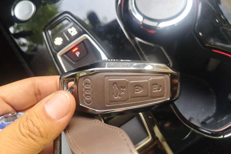 Used Audi A5L 2026 2.0T Sport Vehicle Key
