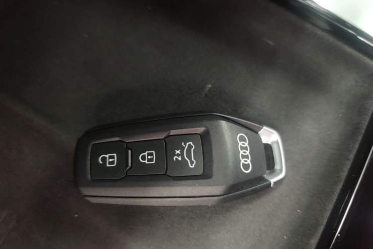 Used Audi A5L 2026 2.0T Sport Plus Vehicle Key