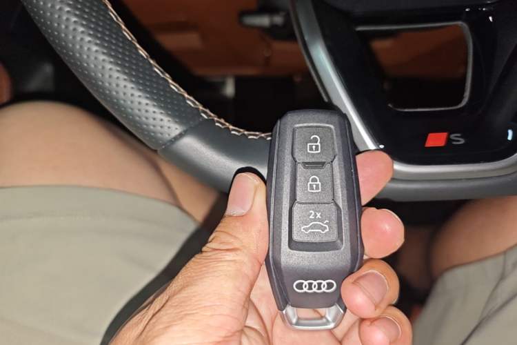 Used Audi A5L 2026 2.0T Sport Plus Vehicle Key