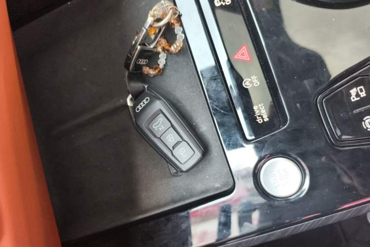 Used Audi A5L 2026 2.0T Sport Plus Vehicle Key