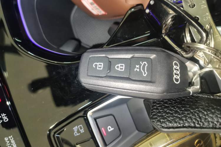 Used Audi A5L 2026 2.0T Sport Vehicle Key