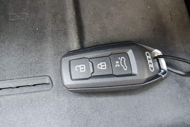 Used Audi A5L 2026 2.0T Sport Vehicle Key