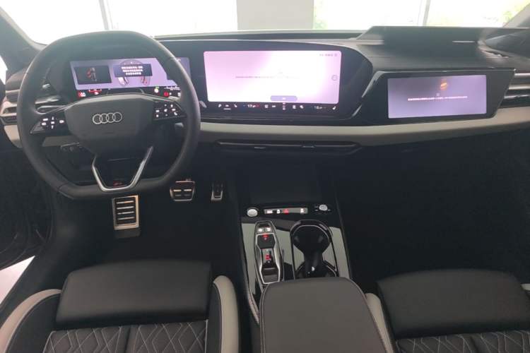 Used Audi A5L 2026 2.0T Sport quattro Center Console