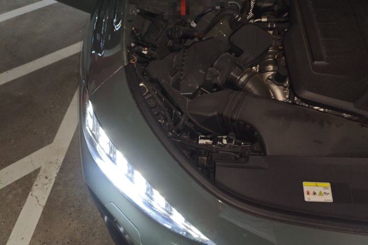 Used Audi A5L 2026 2.0T Sport Engine Bay Right