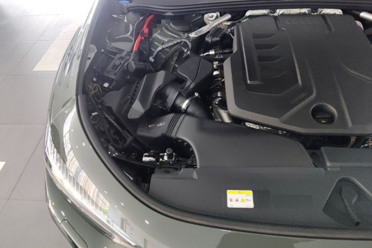 Used Audi A5L 2026 2.0T Sport quattro Engine Bay Right