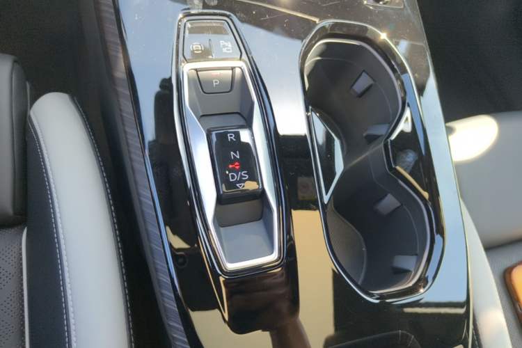 Used Audi A5L 2026 2.0T Sport Gear Lever