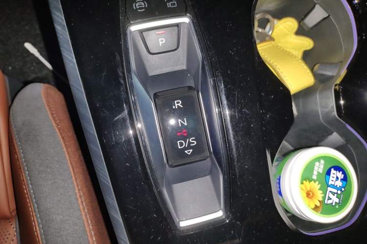Used Audi A5L 2026 2.0T Sport Plus Gear Lever
