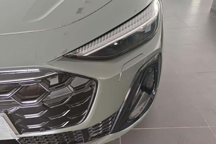 Used Audi A5L 2026 2.0T Sport Plus Left Front Headlight