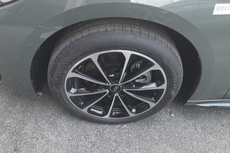 Used Audi A5L 2026 2.0T Sport Left Front Wheel Hub