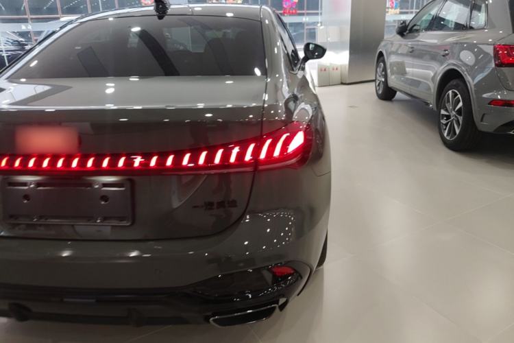 Used Audi A5L 2026 2.0T Sport Right Rear Taillight