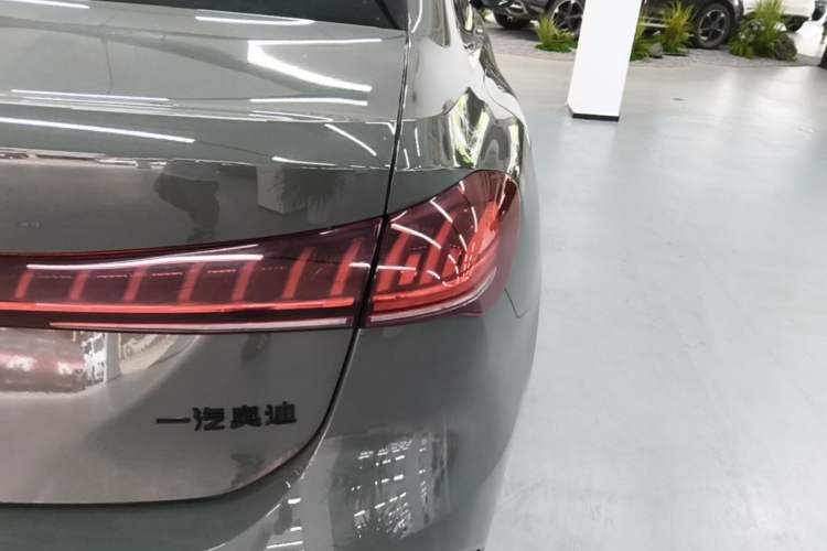Used Audi A5L 2026 2.0T Sport quattro Right Rear Taillight