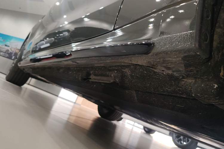 Used Audi A5L 2026 2.0T Sport Right Side Sill