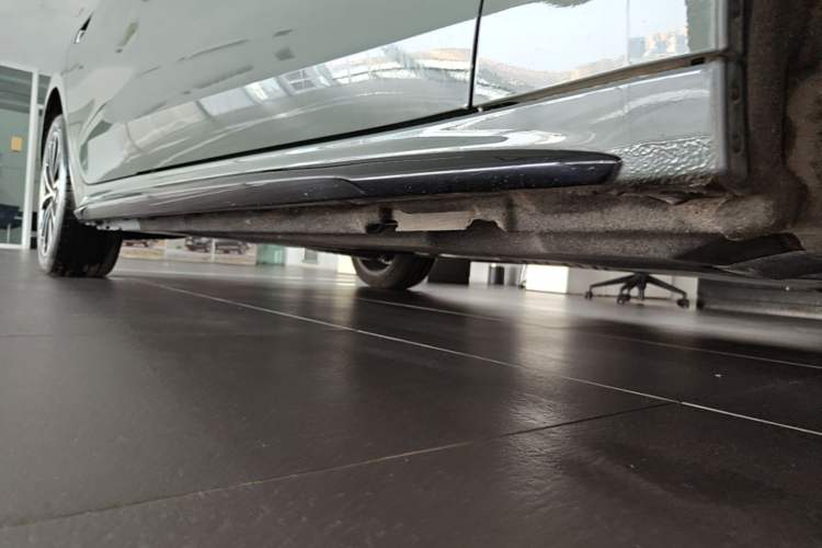 Used Audi A5L 2026 2.0T Sport Plus Right Side Sill