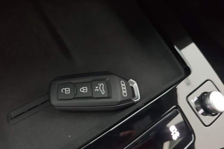 Used Audi A5L 2026 2.0T Sport quattro Vehicle Key
