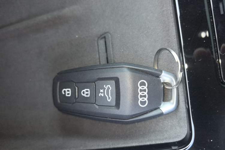 Used Audi A5L 2026 2.0T Sport Vehicle Key