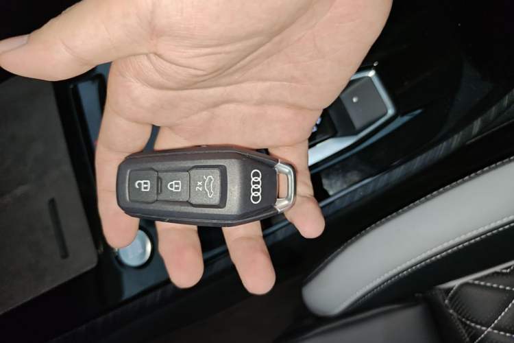 Used Audi A5L 2026 2.0T Sport Plus Vehicle Key