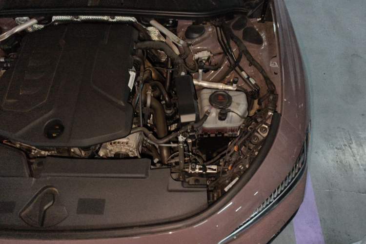 Used Audi A5L 2026 2.0T Sport Plus Engine Bay Left