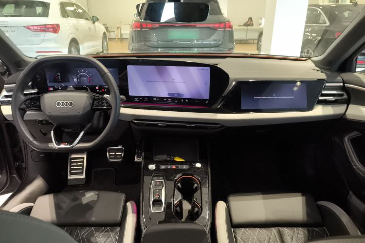 Used Audi A5L 2026 2.0T Sport Plus Center Console
