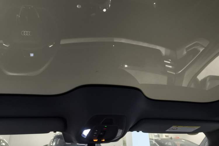 Used Audi A5L 2026 2.0T Sport Plus Headliner