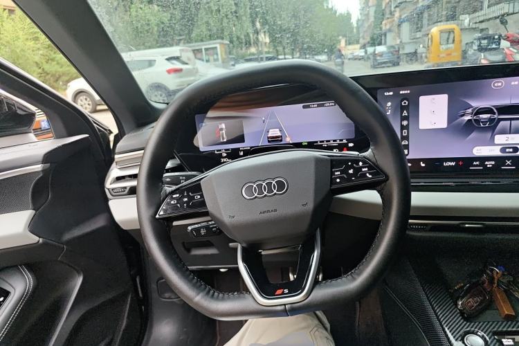 Used Audi A5L 2026 2.0T Sport Plus Steering Wheel