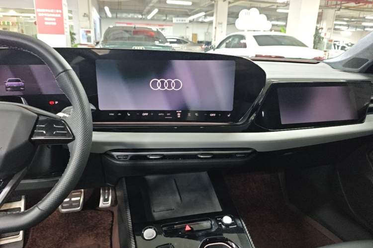 Used Audi A5L 2026 2.0T Sport Plus Audio And AC Panel
