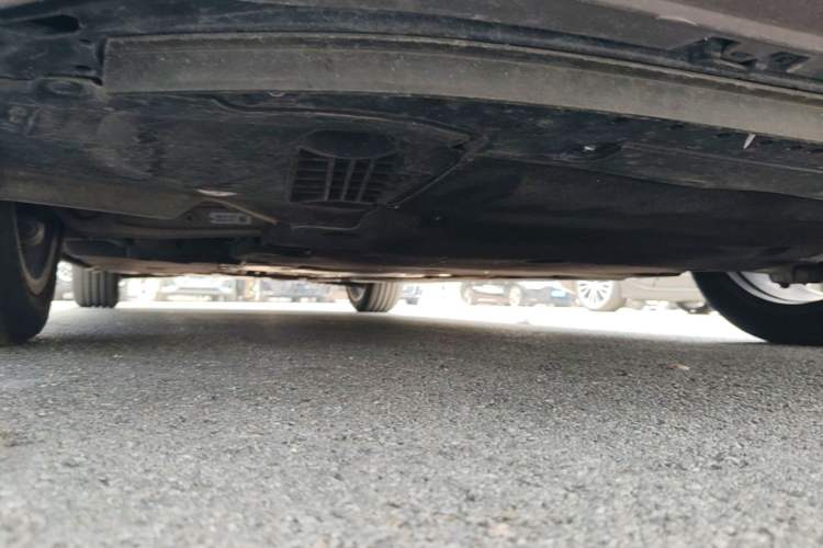 Used Audi A5L 2026 2.0T Sport Chassis Front Right