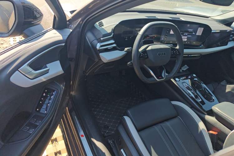 Used Audi A5L 2026 2.0T Sport Driver Seat