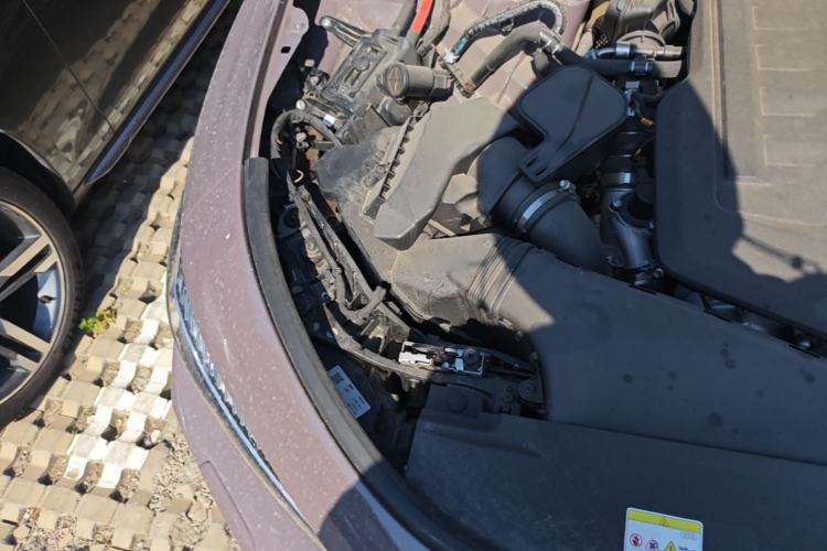 Used Audi A5L 2026 2.0T Sport Engine Bay Right
